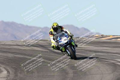 media/Dec-07-2025-CVMA (Sun) [[3e7d2de5dc]]/Race 6-The Shootout/